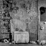 Phaidon presenta "Roger Ballen: Boarding House"